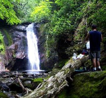 Shot of Courthouse Falls.  See caption.